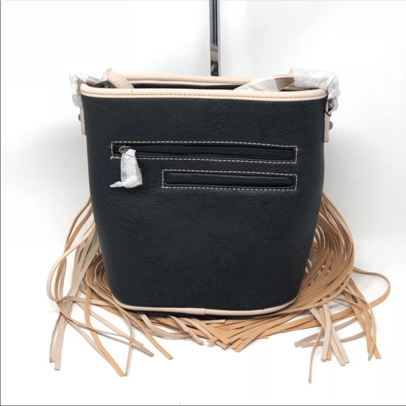Montana West Fringe Concho Bucket Shape Crossbody - Picture 3 of 7